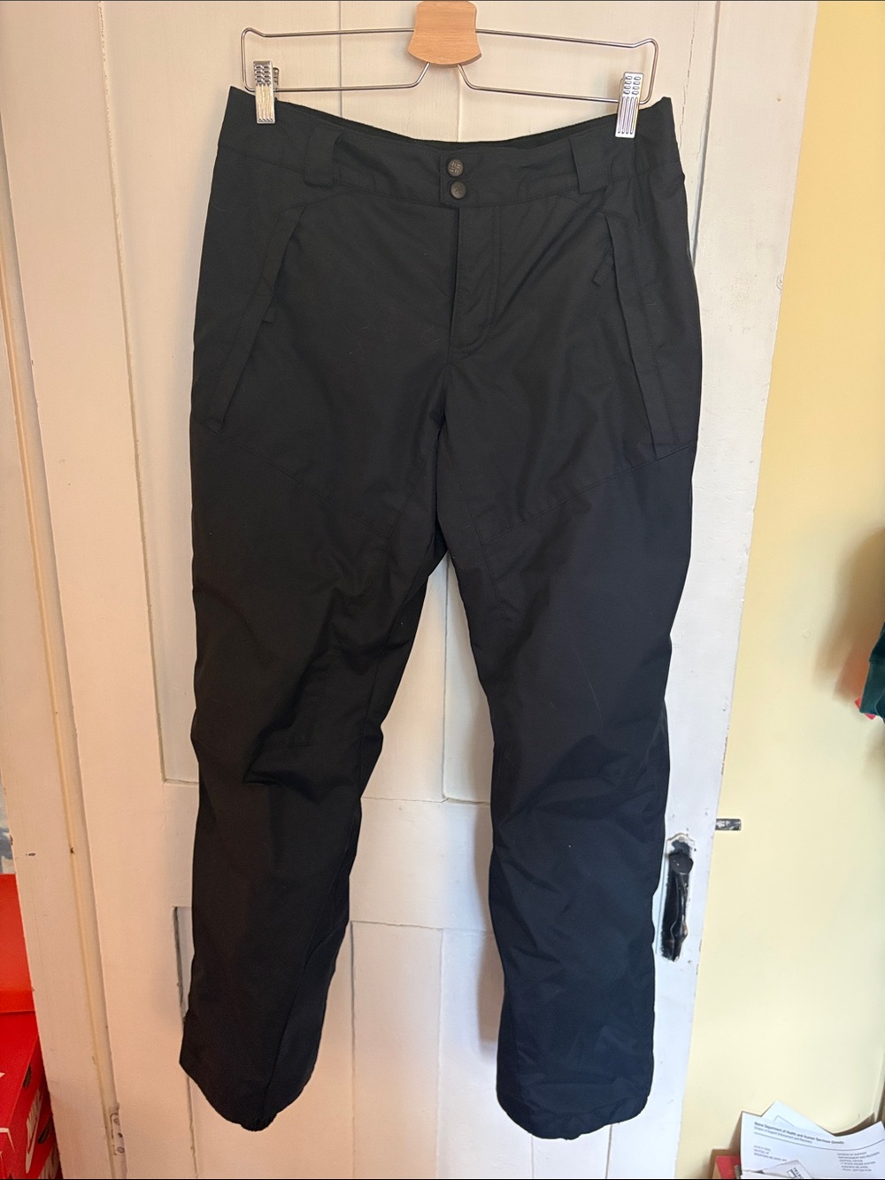 Columbia Black Straight-Leg Women's Snow Pants